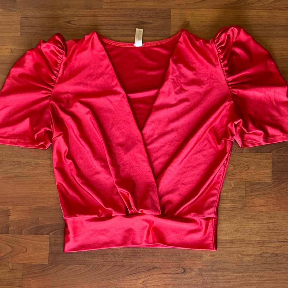 Red Satin V-Neck Puff Sleeve Crop Top